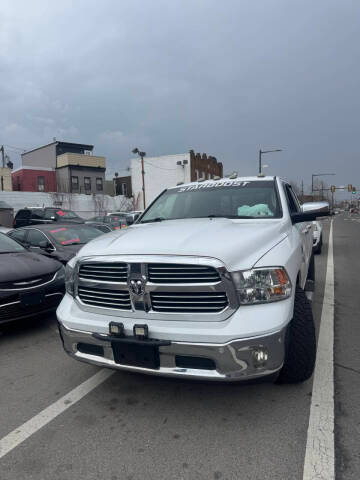2017 Ram 1500 Big Horn 4WD photo