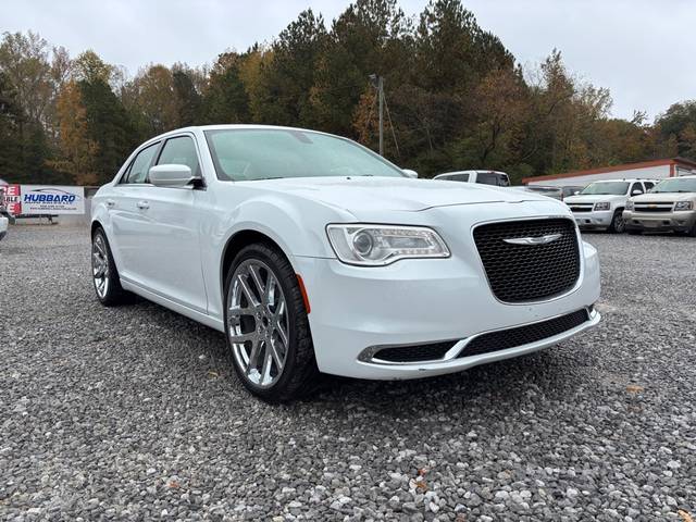 2015 Chrysler 300 Limited RWD photo