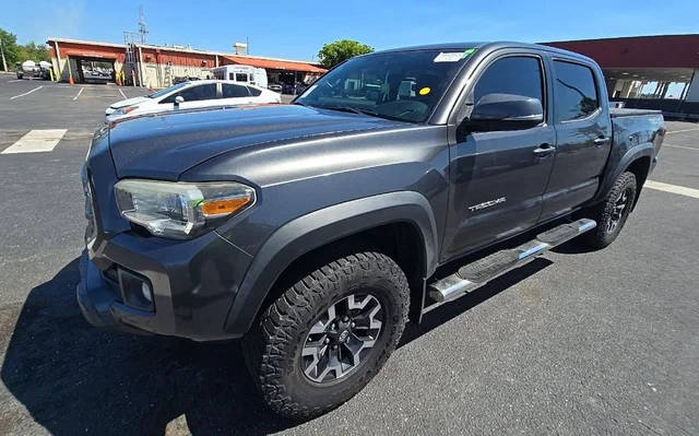 2017 Toyota Tacoma TRD Off Road RWD photo