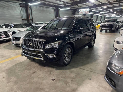 2017 Infiniti QX80  RWD photo