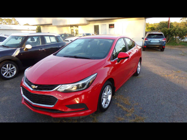 2017 Chevrolet Cruze LT FWD photo