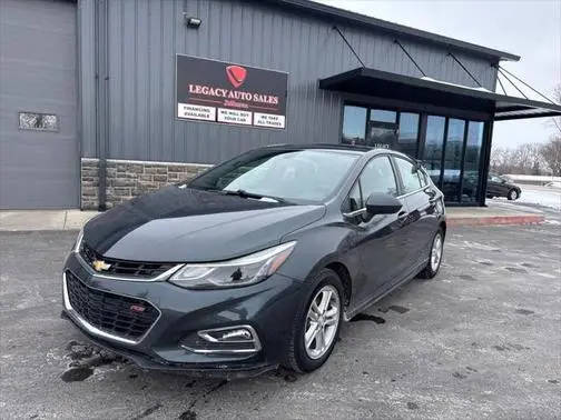 2017 Chevrolet Cruze LT FWD photo