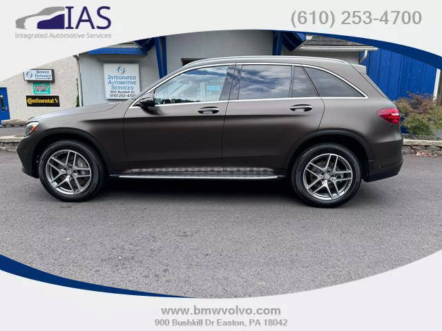 2016 Mercedes-Benz GLC-Class GLC 300 AWD photo