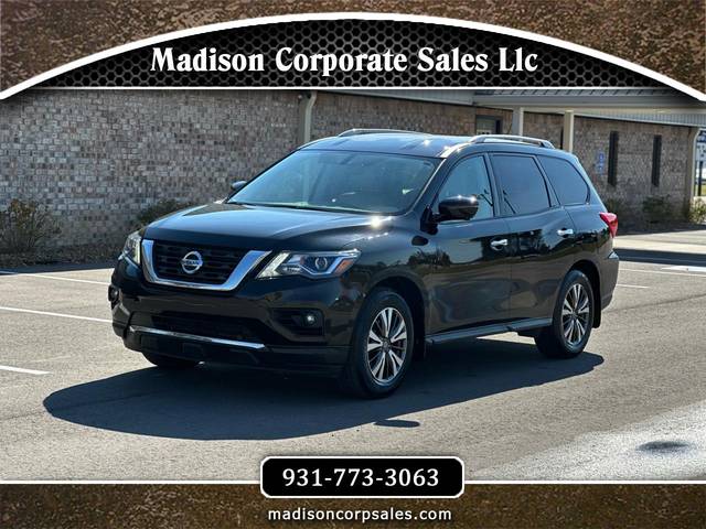 2017 Nissan Pathfinder SL FWD photo