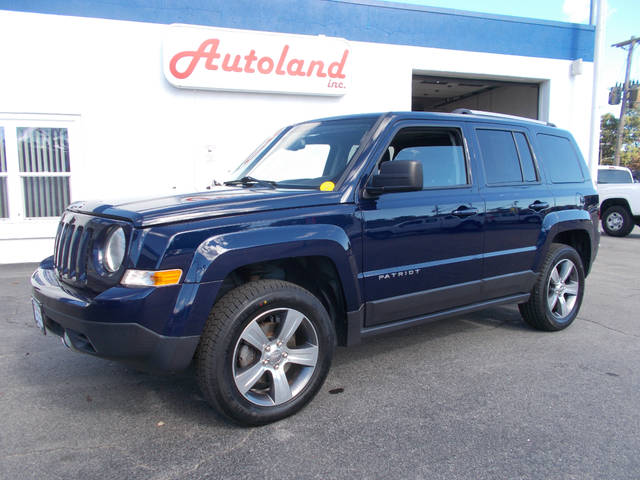2017 Jeep Patriot High Altitude 4WD photo
