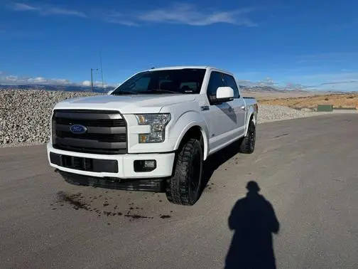 2017 Ford F-150 LARIAT 4WD photo