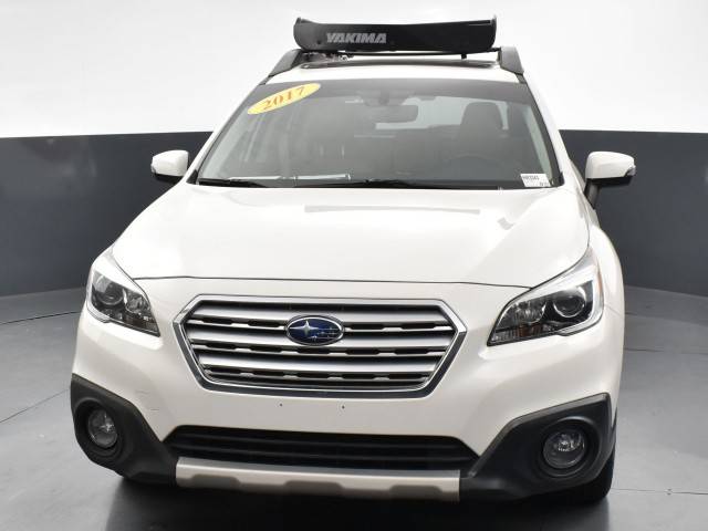 2017 Subaru Outback Limited AWD photo