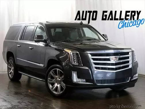 2017 Cadillac Escalade ESV Luxury 4WD photo