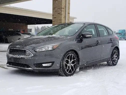 2017 Ford Focus SEL FWD photo
