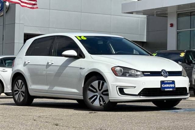 2016 Volkswagen e-Golf SE FWD photo