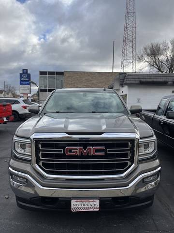 2017 GMC Sierra 1500 SLE 4WD photo