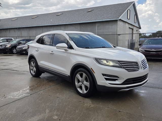 2017 Lincoln MKC Premiere FWD photo
