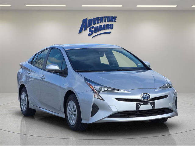 2017 Toyota Prius Two FWD photo