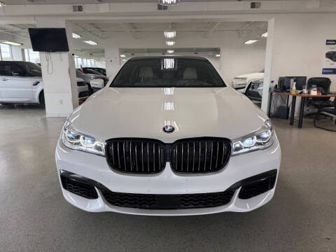 2017 BMW 7 Series 750i xDrive AWD photo