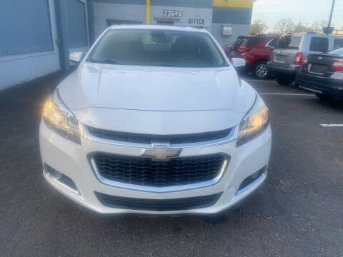 2015 Chevrolet Malibu LT FWD photo