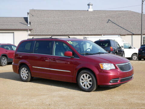 2015 Chrysler Town and Country Touring FWD photo