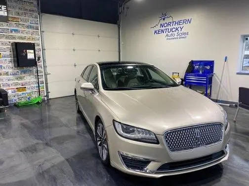 2017 Lincoln MKZ Hybrid Reserve FWD photo