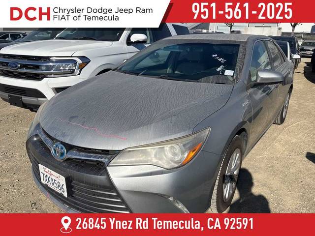 2017 Toyota Camry Hybrid LE FWD photo