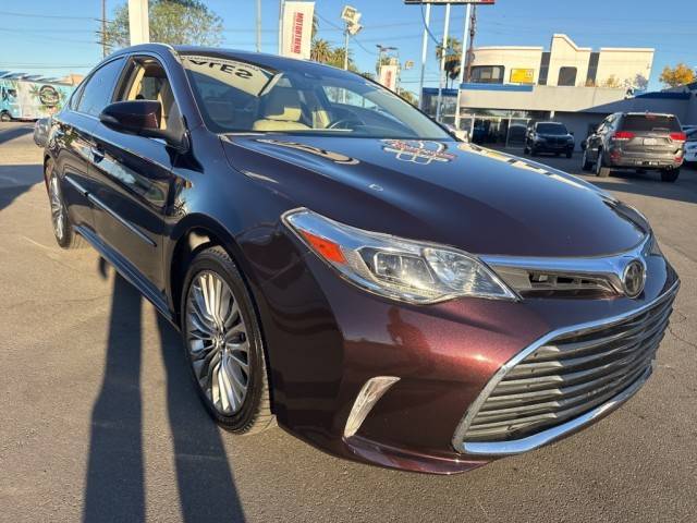 2017 Toyota Avalon Limited FWD photo
