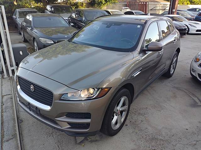 2017 Jaguar F-Pace 20d Premium AWD photo
