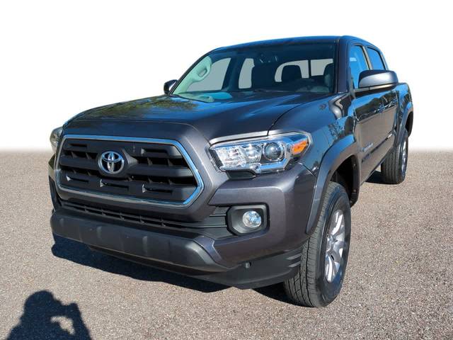 2017 Toyota Tacoma SR5 4WD photo