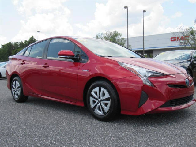 2017 Toyota Prius Four FWD photo