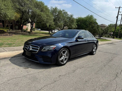 2017 Mercedes-Benz E-Class E 300 Sport RWD photo