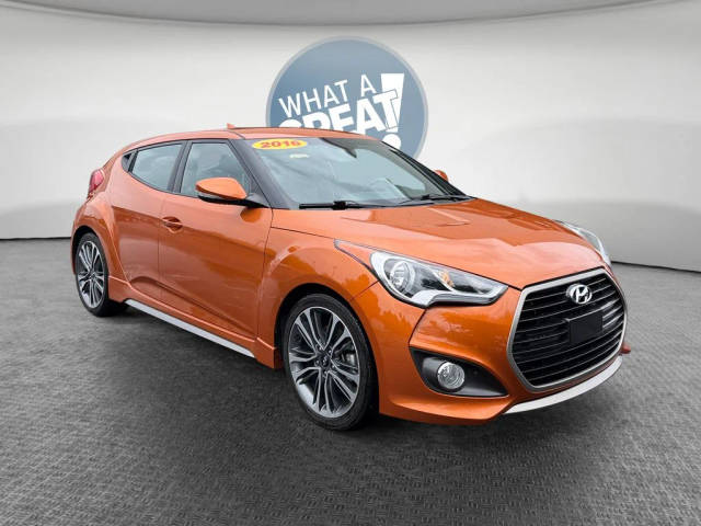 2016 Hyundai Veloster Turbo FWD photo