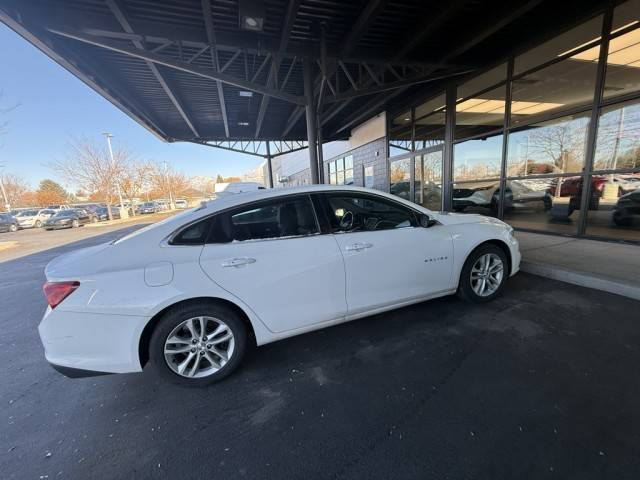 2016 Chevrolet Malibu LT FWD photo