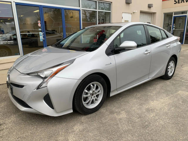 2017 Toyota Prius Four FWD photo