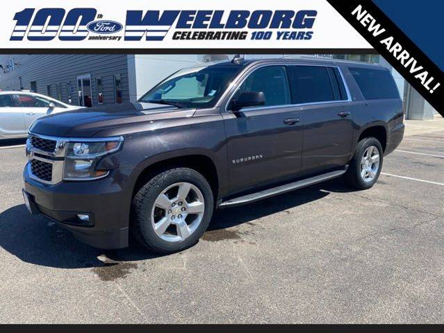 2017 Chevrolet Suburban LT 4WD photo