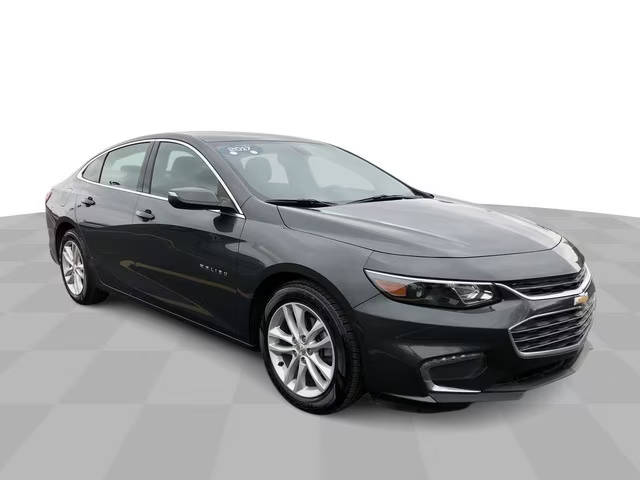 2017 Chevrolet Malibu LT FWD photo