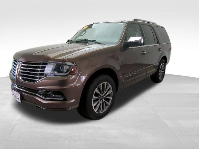 2017 Lincoln Navigator Select 4WD photo