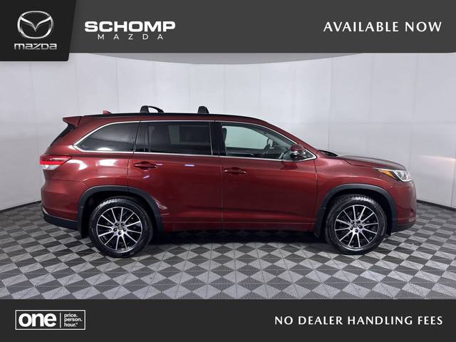 2017 Toyota Highlander SE AWD photo