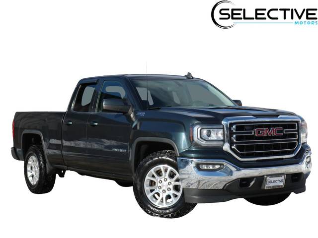 2017 GMC Sierra 1500 SLE 4WD photo