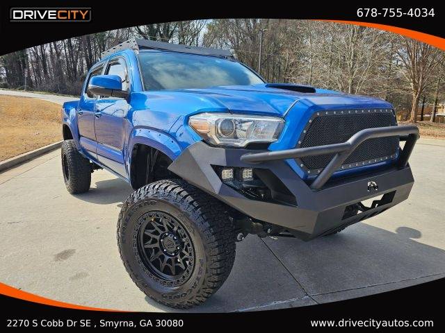 2017 Toyota Tacoma TRD Sport 4WD photo