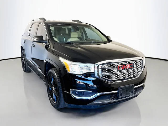 2017 GMC Acadia Denali FWD photo