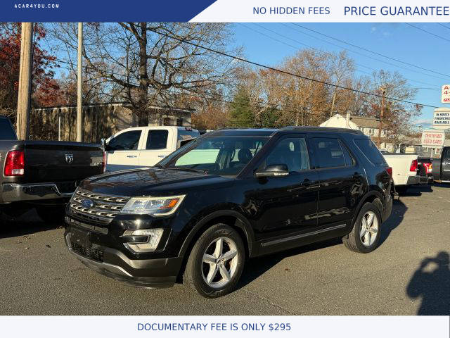 2017 Ford Explorer XLT 4WD photo