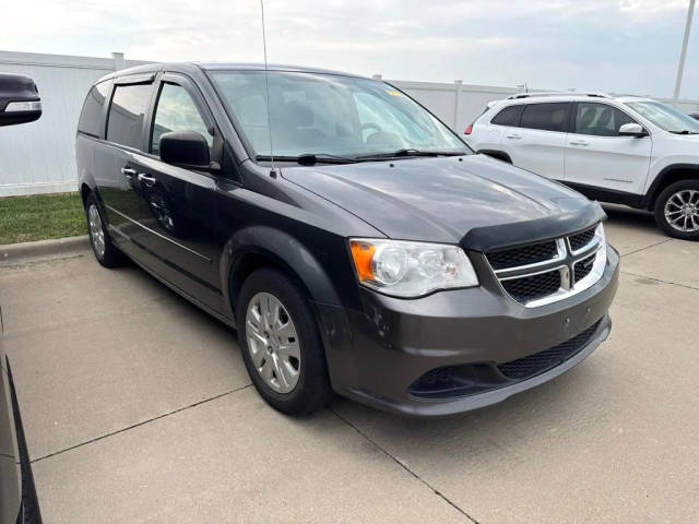 2017 Dodge Grand Caravan SE FWD photo