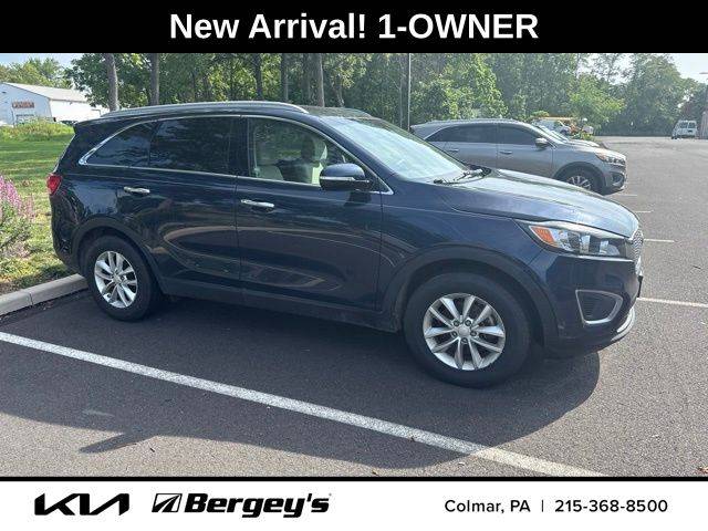 2017 Kia Sorento LX FWD photo
