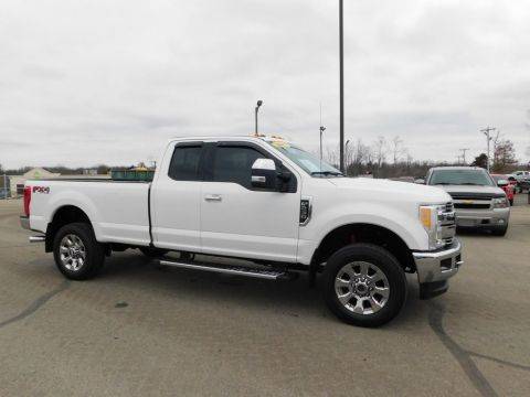 2017 Ford F-250 Super Duty Lariat 4WD photo