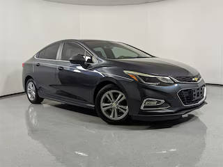 2017 Chevrolet Cruze LT FWD photo