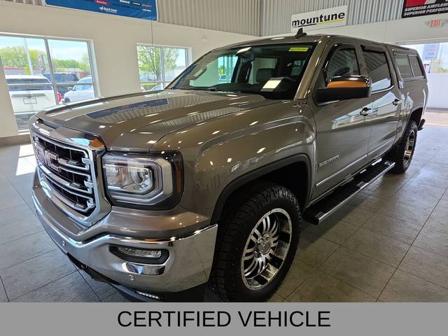 2017 GMC Sierra 1500 SLT 4WD photo