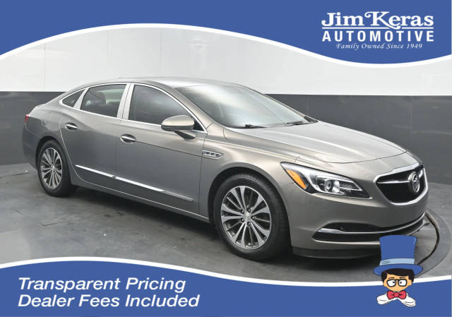 2017 Buick LaCrosse Essence FWD photo