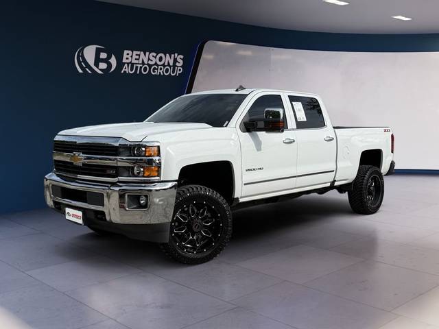 2017 Chevrolet Silverado 2500HD LTZ 4WD photo