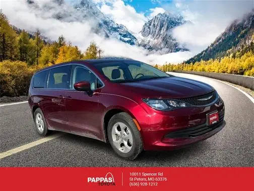 2017 Chrysler Pacifica Minivan LX FWD photo