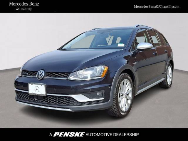 2017 Volkswagen Golf Alltrack SE AWD photo