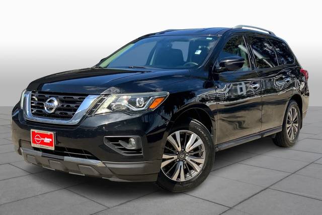 2017 Nissan Pathfinder SV FWD photo