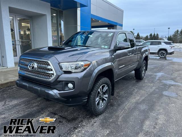 2017 Toyota Tacoma TRD Sport 4WD photo