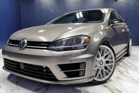 2016 Volkswagen Golf R  AWD photo